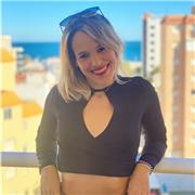 Profesora de Educación Primaria y terapéutica pedagoga. Imparto todo tipo de asignaturas, especialmente lengua y matemáticas